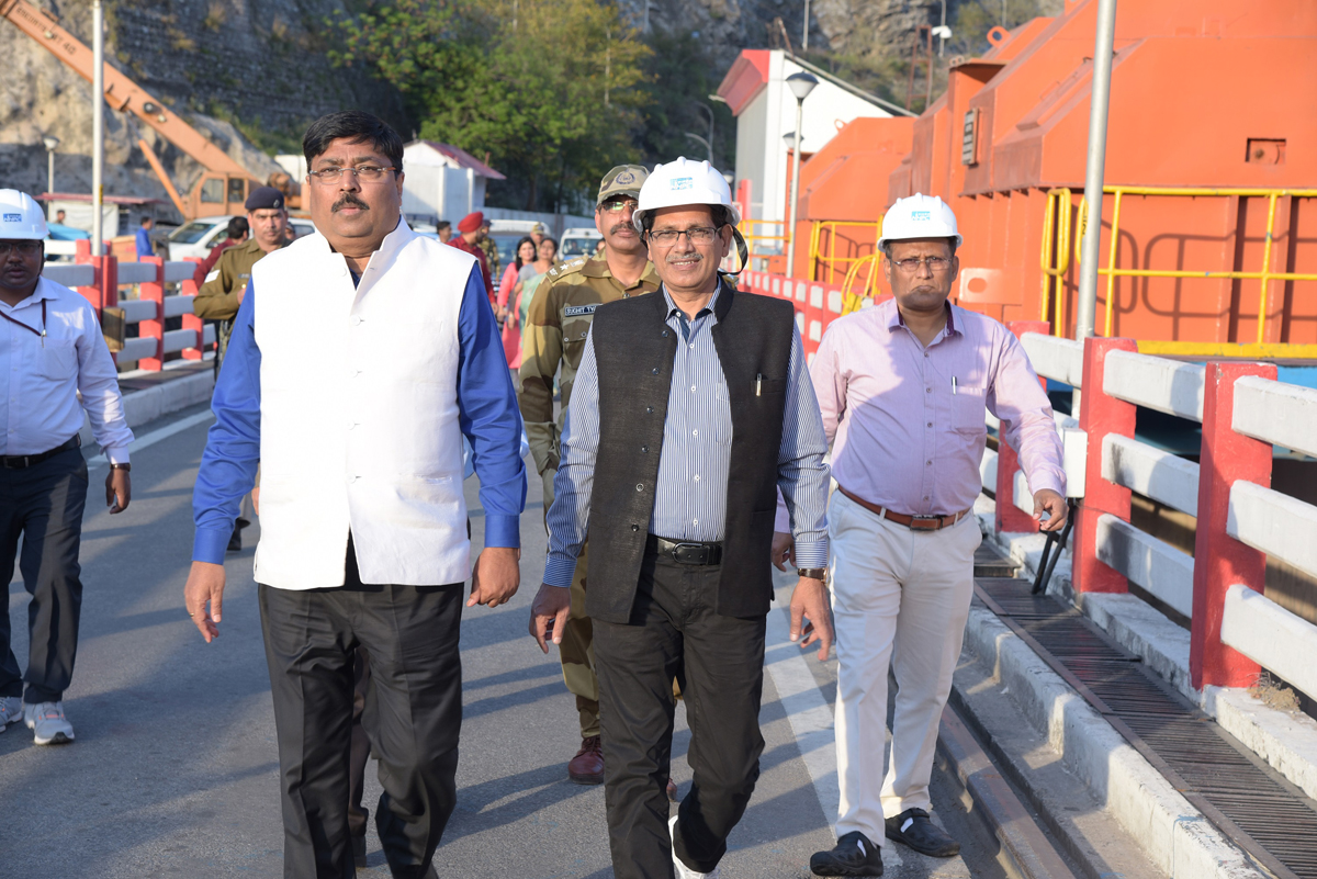 Director Technical, NHPC Limited Janardan Choudhary during his visit to Salal Power Station at Jyotipuram in district Reasi. Director Technical, NHPC Limited Janardan Choudhary during his visit to Salal Power Station at Jyotipuram in district Reasi.