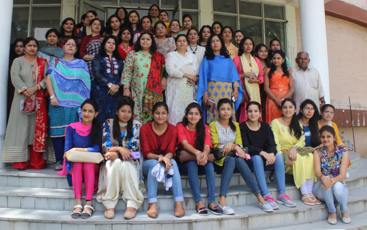 GCW Gandhi Nagar Alumni posing for group photograph after meeting at College on Saturday. GCW Gandhi Nagar Alumni posing for group photograph after meeting at College on Saturday.