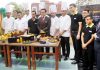 Officials and chefs of Grand Plaza Lords Inn Jammu showcasing cuisines to be served during ‘Mango Festival’.