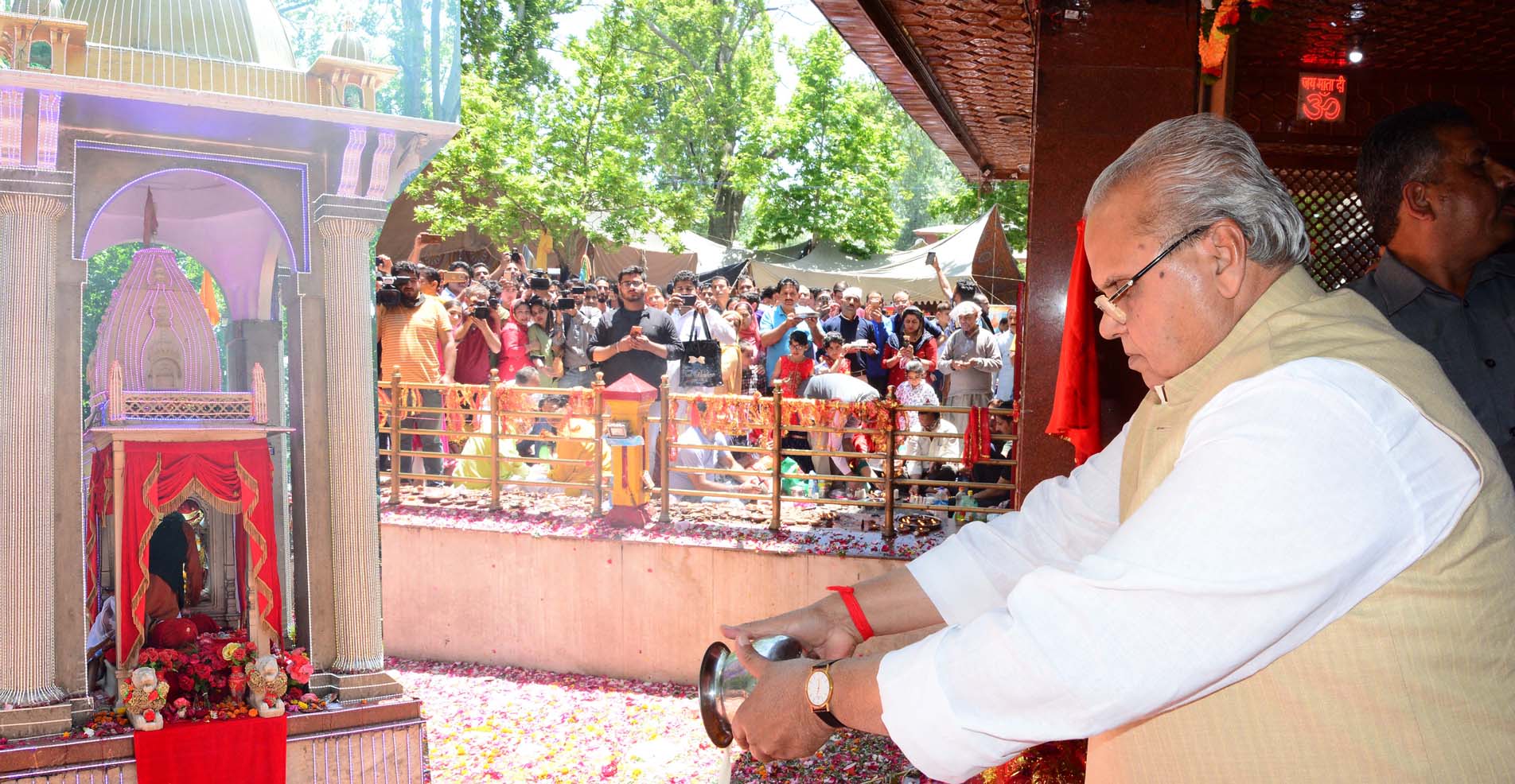 GOVERNOR AT THE SHRINE OF MATA KHEERBHAWANI copy