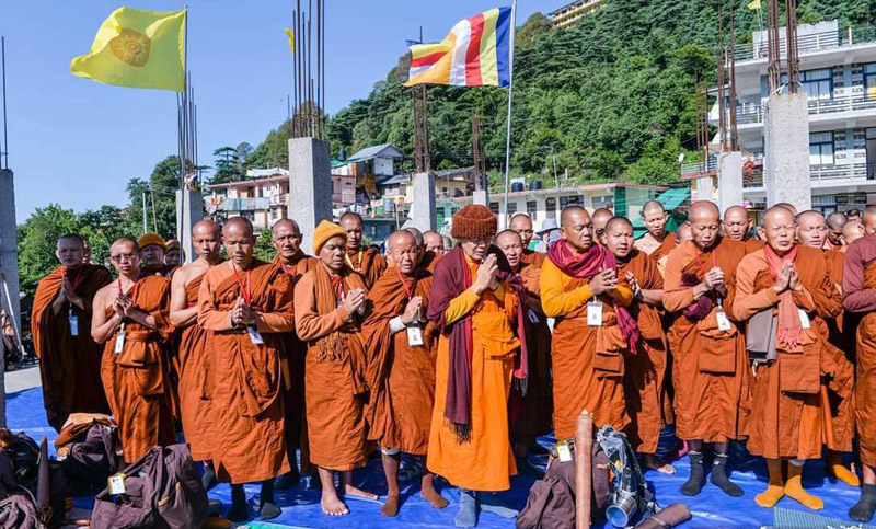 Monks and nuns on ‘Pad Yatra’. -Excelsior/Morup Stanzin Monks and nuns on ‘Pad Yatra’. -Excelsior/Morup Stanzin