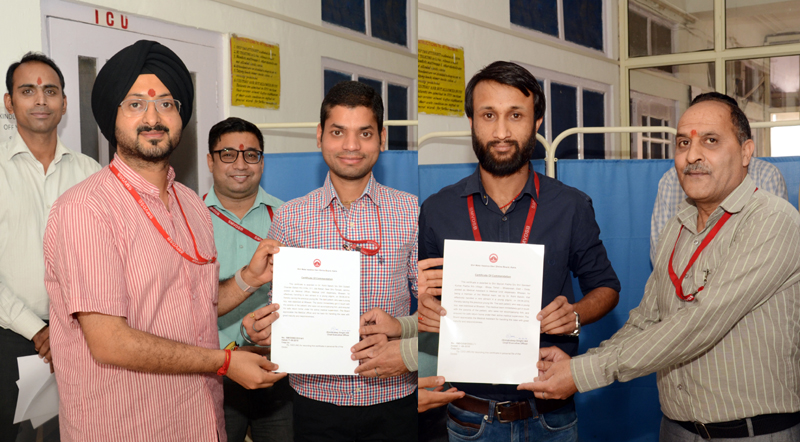 Simrandeep Singh, CEO Shri Mata Vaishno Devi Shrine Board felicitating medical team of Bhawan dispensary. Simrandeep Singh, CEO Shri Mata Vaishno Devi Shrine Board felicitating medical team of Bhawan dispensary.