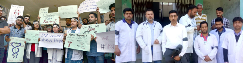 Doctors staging a token protest in GMC Jammu (left) and in Srinagar (right) on Friday. — Excelsior/Rakesh /Shakeel Doctors staging a token protest in GMC Jammu (left) and in Srinagar (right) on Friday. — Excelsior/Rakesh /Shakeel