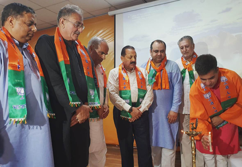 BJP leaders launching membership drive at Jammu on Saturday. BJP leaders launching membership drive at Jammu on Saturday.