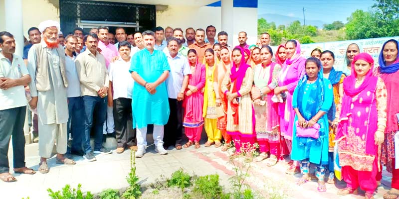 Members of AJKPC appointed as coordinators posing for photograph. Members of AJKPC appointed as coordinators posing for photograph.