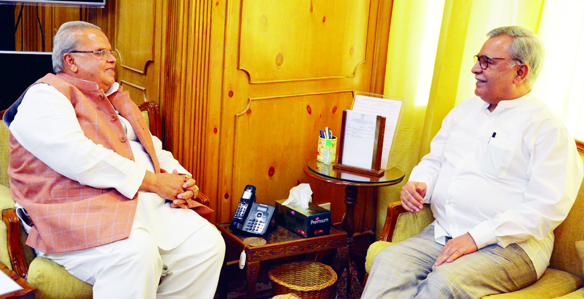 Governor Satya Pal Malik meeting newly appointed Advisor Farooq Khan on Tuesday. Governor Satya Pal Malik meeting newly appointed Advisor Farooq Khan on Tuesday.