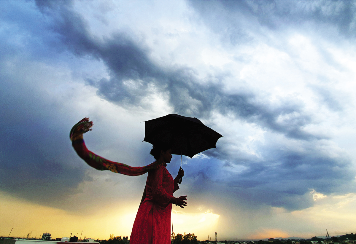 Clouds hover over Jammu on Thursday evening. -Excelsior/Rakesh Clouds hover over Jammu on Thursday evening. -Excelsior/Rakesh