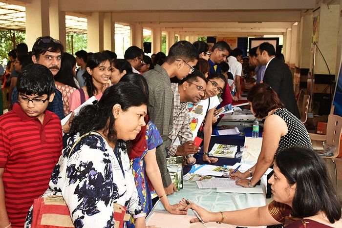 l_parents-1465787220_835x547