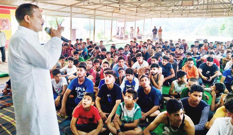 NPP president, Balwant Singh Mankotia addressing youth during 8th Marathon Run in Udhampur. NPP president, Balwant Singh Mankotia addressing youth during 8th Marathon Run in Udhampur.