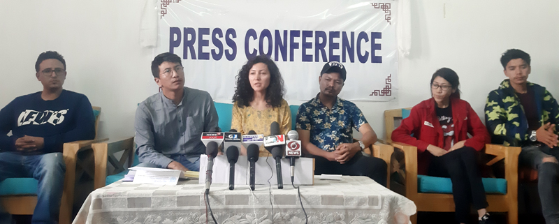 Various organizations of Ladakh students addressing a press conference in Leh on Wednesday. —Excelsior/Morup Stanzin Various organizations of Ladakh students addressing a press conference in Leh on Wednesday. —Excelsior/Morup Stanzin