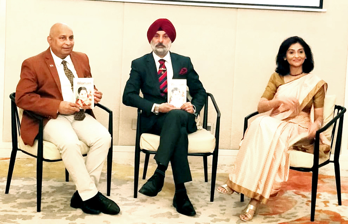 Commodore, Dalbir Singh Sodhi and other dignitaries during relaunch of former's book on Kashmir. Commodore, Dalbir Singh Sodhi and other dignitaries during relaunch of former's book on Kashmir.