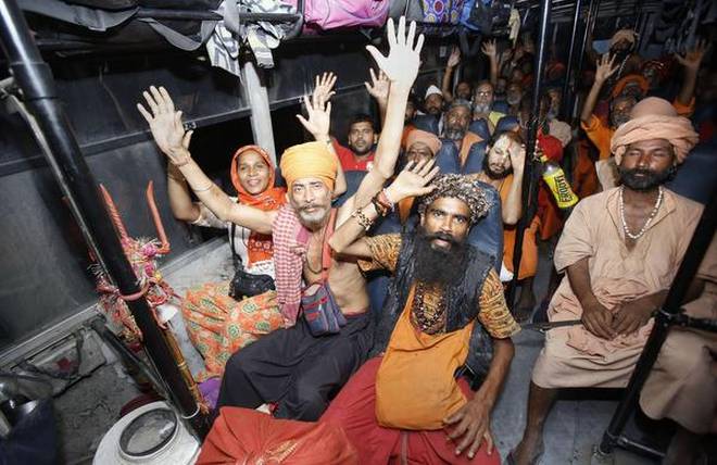 pilgrims to amarnath yatra