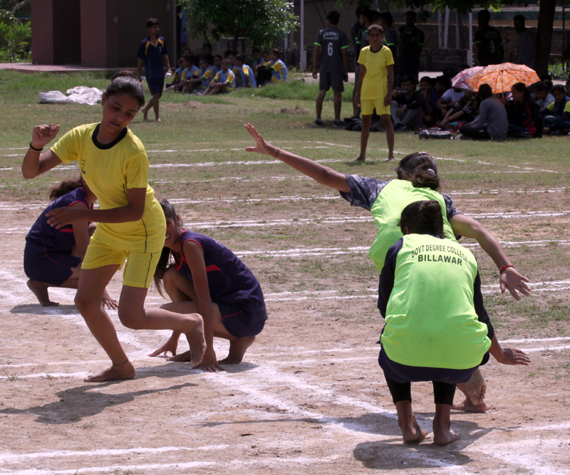 Players in action during Kho-Kho match. — Excelsior/Rakesh Players in action during Kho-Kho match. — Excelsior/Rakesh