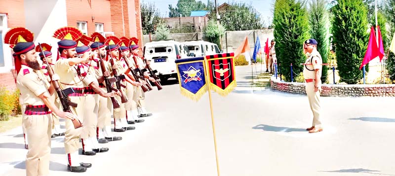 DGP Dilbag Singh being given guard of honour by the police officials at Kulgam. DGP Dilbag Singh being given guard of honour by the police officials at Kulgam.