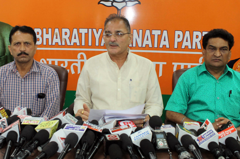 Former Deputy CM Kavinder Gupta at a press conference at Jammu on Wednesday. — Excelsior/Rakesh Former Deputy CM Kavinder Gupta at a press conference at Jammu on Wednesday. — Excelsior/Rakesh