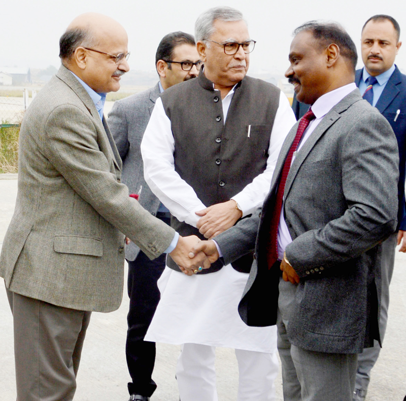 Girish Chandra Murmu being received at Srinagar by Farooq Khan and BVR Subrahmanyam on Wednesday. Girish Chandra Murmu being received at Srinagar by Farooq Khan and BVR Subrahmanyam on Wednesday.