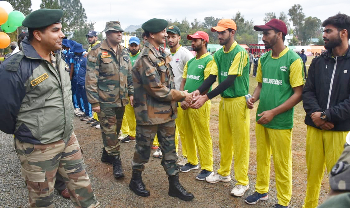 Chief guest Brig Akhilesh Kumar, Cdr, 13 Sect RR interacting with players during inaugural ceremony of DPL in Rajouri. Chief guest Brig Akhilesh Kumar, Cdr, 13 Sect RR interacting with players during inaugural ceremony of DPL in Rajouri.