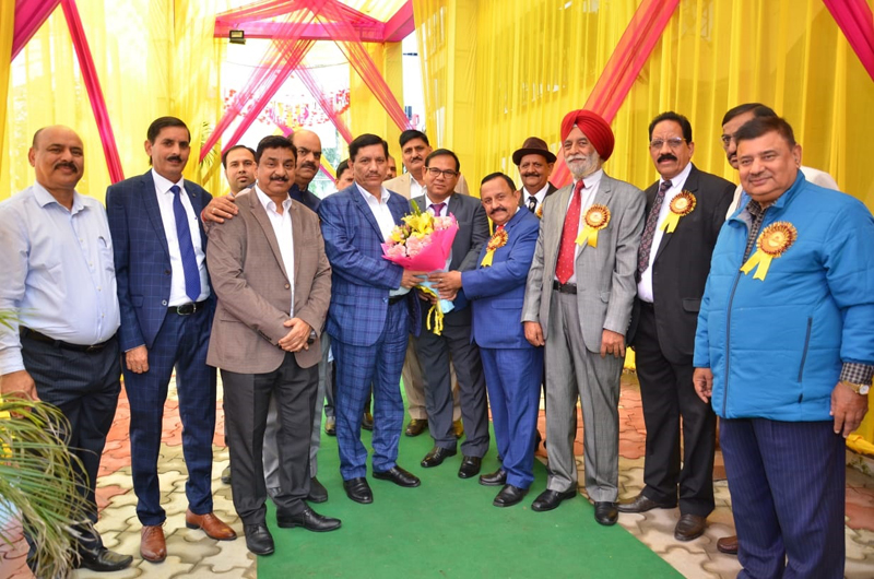 JKGBRWA representatives presenting a bouquet to Chairman JK Bank, R K Chhibber during a function at Jammu on Tuesday. JKGBRWA representatives presenting a bouquet to Chairman JK Bank, R K Chhibber during a function at Jammu on Tuesday.