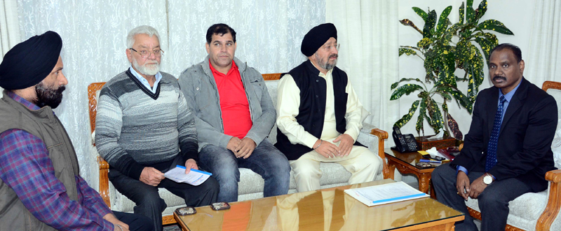 Lt Governor G C Murmu meeting deputation of All J&K Transport Welfare Association on Saturday. Lt Governor G C Murmu meeting deputation of All J&K Transport Welfare Association on Saturday.