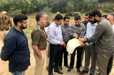 DC and SSP Samba during a demolition drive in Vijaypur area on Friday. DC and SSP Samba during a demolition drive in Vijaypur area on Friday.