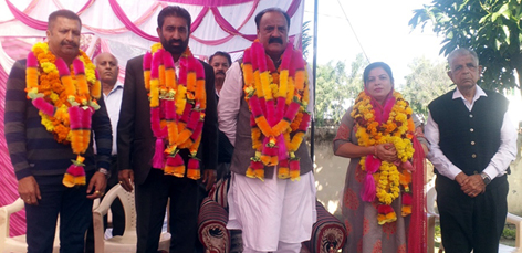 BDC Chairpersons with NC leader Surjeet Singh Slathia. BDC Chairpersons with NC leader Surjeet Singh Slathia.