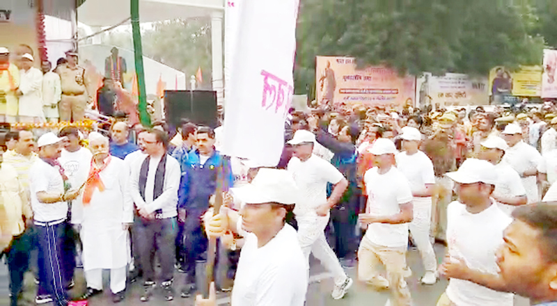 Participants during Run for Unity at Lucknow on Thursday. Participants during Run for Unity at Lucknow on Thursday.