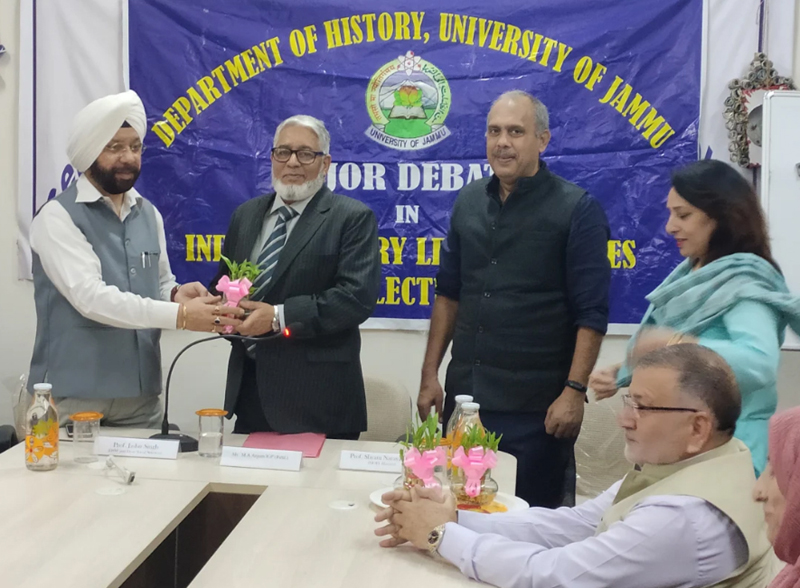 M A Anjum (Retd IGP) being welcomed by DSW at JU for delivering a lecture on Maulana Azad on Monday. M A Anjum (Retd IGP) being welcomed by DSW at JU for delivering a lecture on Maulana Azad on Monday.