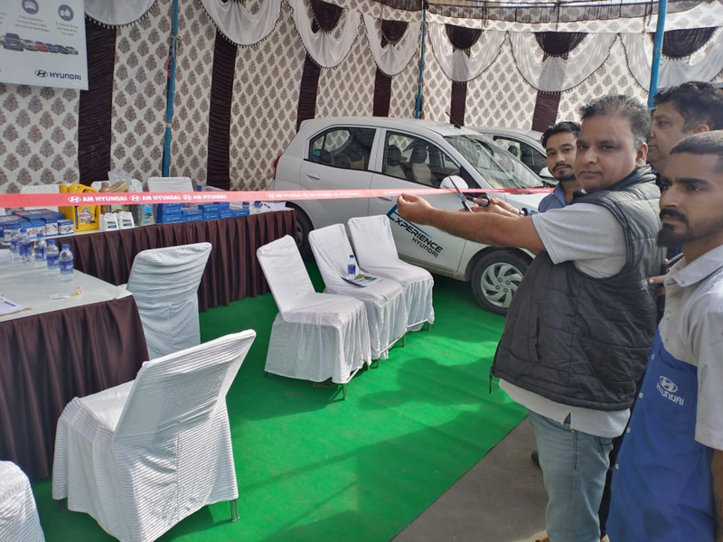 Anurag Kumar, Zonal Service Head of Hyundai inaugurating mega camp. Anurag Kumar, Zonal Service Head of Hyundai inaugurating mega camp.