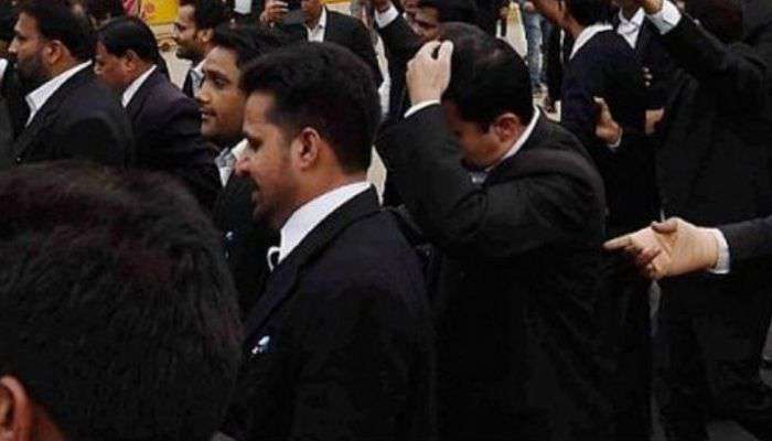 319c85d9538c63aec54afef40dddb820