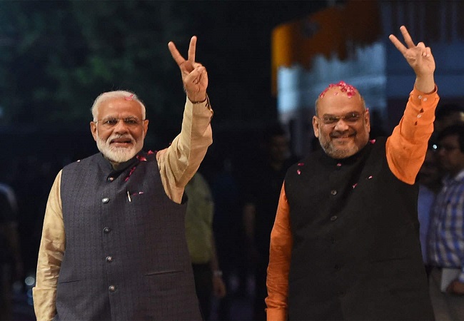 modi with amit shah
