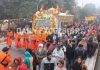 Impressive ‘Nagar-Kirtan’ being taken out amidst bone-chilling cold in Jammu on the eve of Gurpurab on Monday. —Excelsior/Rakesh