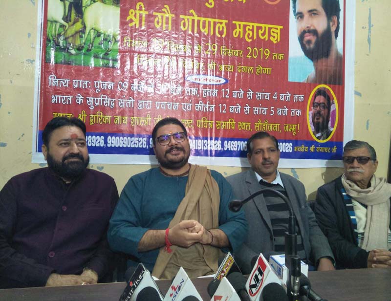 Gangadhar Ji Maharaj addressing a press conference at Jammu on Tuesday. Gangadhar Ji Maharaj addressing a press conference at Jammu on Tuesday.