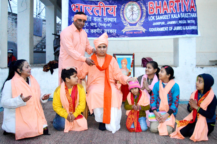 BLSKS artists presenting a musical play in its Saturday Theatre series. BLSKS artists presenting a musical play in its Saturday Theatre series.