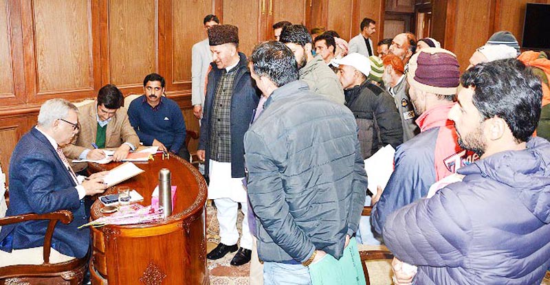 Advisor Farooq Khan interacting with a delegation on Monday. Advisor Farooq Khan interacting with a delegation on Monday.