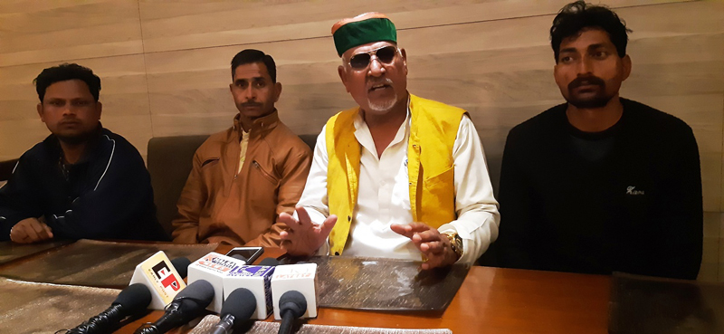 President of Ex-serviceman State Dairy Co-operative addressing a press conference at Jammu on Sunday. President of Ex-serviceman State Dairy Co-operative addressing a press conference at Jammu on Sunday.