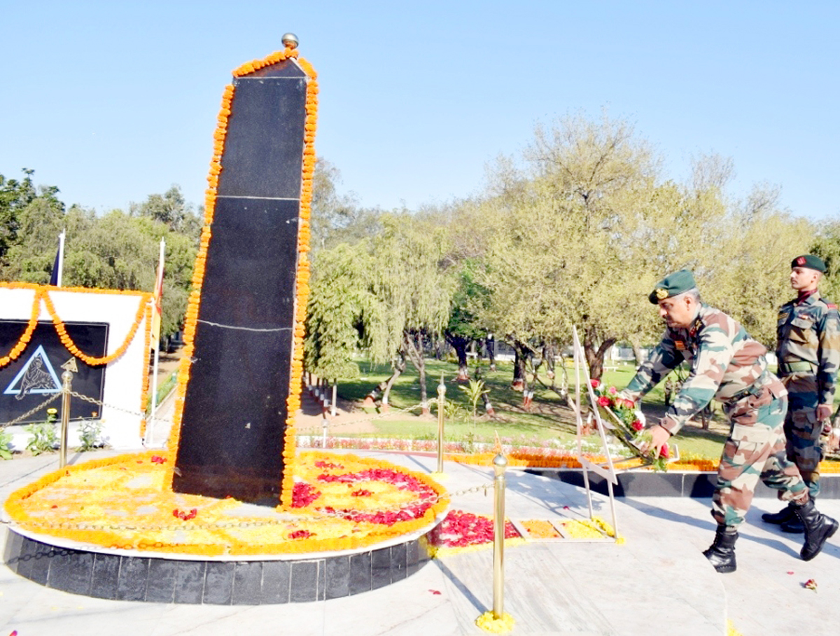 Army officers laying floral wreath at the Tiger War Memorial to pay tributes to the martyrs. Army officers laying floral wreath at the Tiger War Memorial to pay tributes to the martyrs.