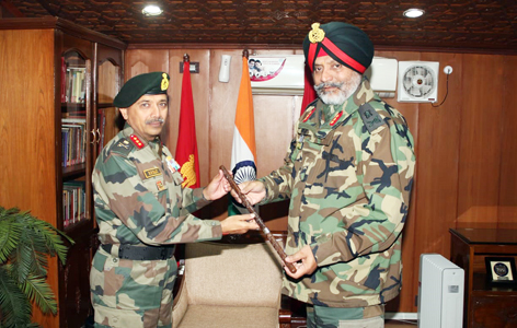 Lt Gen KJS Dhillon handing over command of chinar Corps to Lt Gen B S Raju in Srinagar on Saturday. Lt Gen KJS Dhillon handing over command of chinar Corps to Lt Gen B S Raju in Srinagar on Saturday.