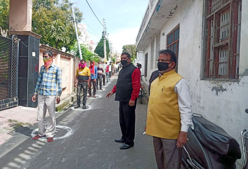 JMC Mayor during a programme of feeding stray animals. JMC Mayor during a programme of feeding stray animals.
