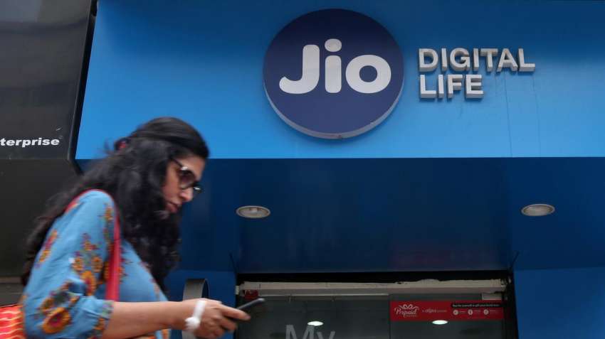 117984-jio-reuters