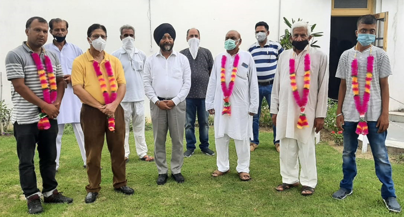 JKAP senior leader, Manjit Singh during a public meeting at Vijaypur. JKAP senior leader, Manjit Singh during a public meeting at Vijaypur.