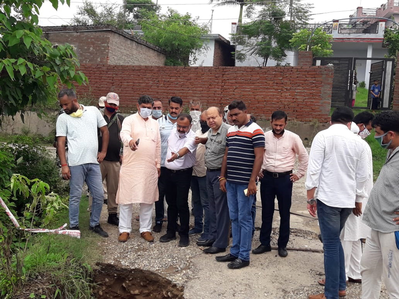 MP, Jugal Kishore Sharma and ex MLC Ch Vikram Randhawa inspecting rain hit areas of Gandhi Nagar on Tuesday. MP, Jugal Kishore Sharma and ex MLC Ch Vikram Randhawa inspecting rain hit areas of Gandhi Nagar on Tuesday.