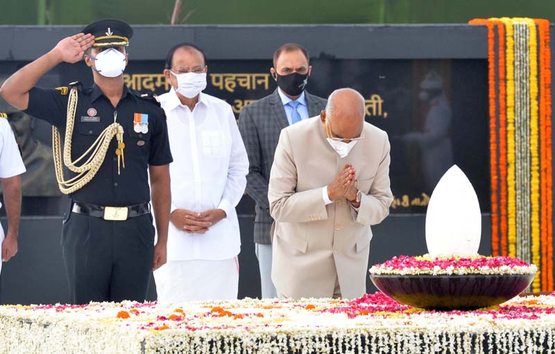 President Ram Nath Kovind paying floral tributes to former Prime Minister Atal Bihari Vajpayee at Atal Smriti Nyas on his second death anniversary, in New Delhi on Sunday. (UNI) President Ram Nath Kovind paying floral tributes to former Prime Minister Atal Bihari Vajpayee at Atal Smriti Nyas on his second death anniversary, in New Delhi on Sunday. (UNI)