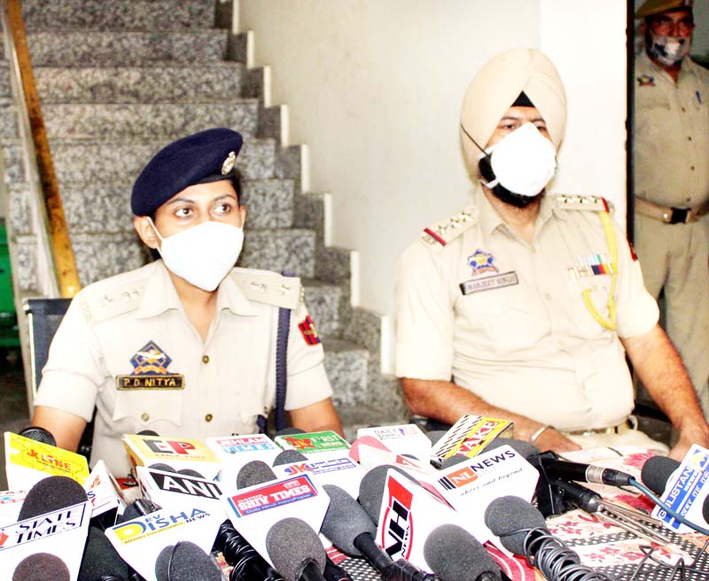 SP City Jammu PD Nitya interacting with media persons at Jammu on Friday. -Excelsior/Rakesh SP City Jammu PD Nitya interacting with media persons at Jammu on Friday. -Excelsior/Rakesh