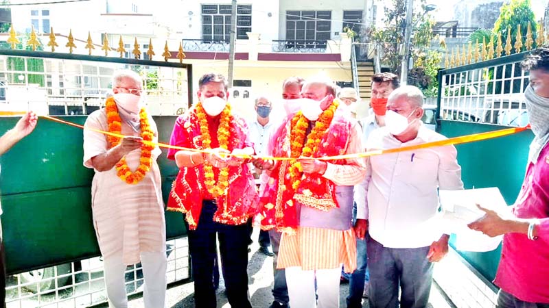 Mayor JMC, C M Gupta kick starting development works at Shastri Nagar, Jammu on Tuesday. Mayor JMC, C M Gupta kick starting development works at Shastri Nagar, Jammu on Tuesday.