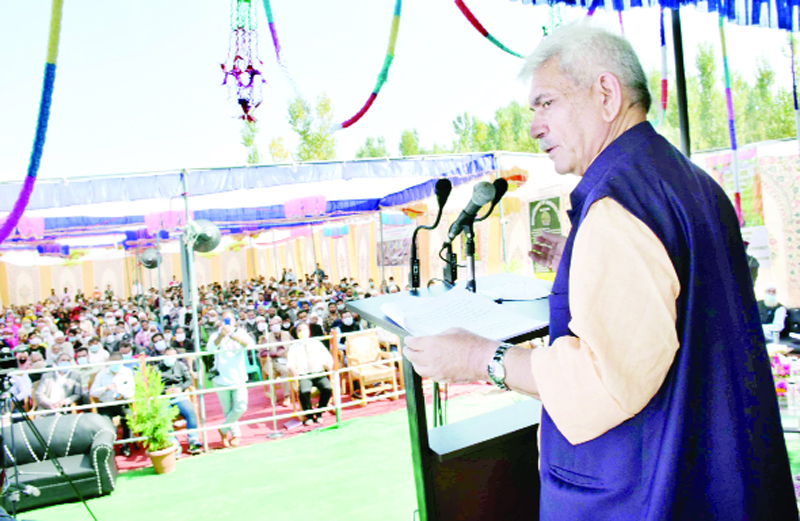 Lieutenant Governor Manoj Sinha addressing people at Ashthal, Kulgam on Sunday. Lieutenant Governor Manoj Sinha addressing people at Ashthal, Kulgam on Sunday.