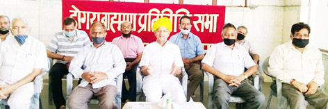 Office bearers of Brahmin Pratinidhi Sabha addressing media persons at Jammu. Office bearers of Brahmin Pratinidhi Sabha addressing media persons at Jammu.