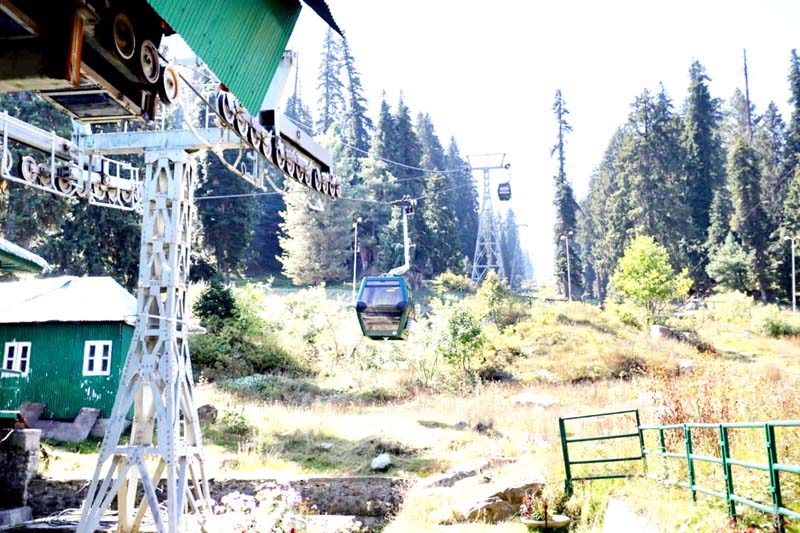 Gulmarg Gandola made functional from Wednesday. -Excelsior/Aabid Nabi Gulmarg Gandola made functional from Wednesday. -Excelsior/Aabid Nabi