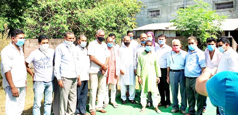 VDC members during protest at Doda. -Excelsior/Rafi Choudhary VDC members during protest at Doda. -Excelsior/Rafi Choudhary