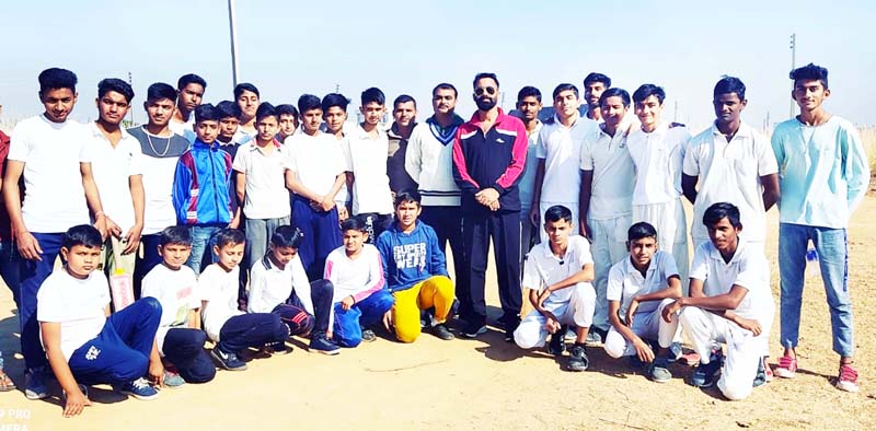 Dignitaries and players posing for a group photograph at Jammu. Dignitaries and players posing for a group photograph at Jammu.