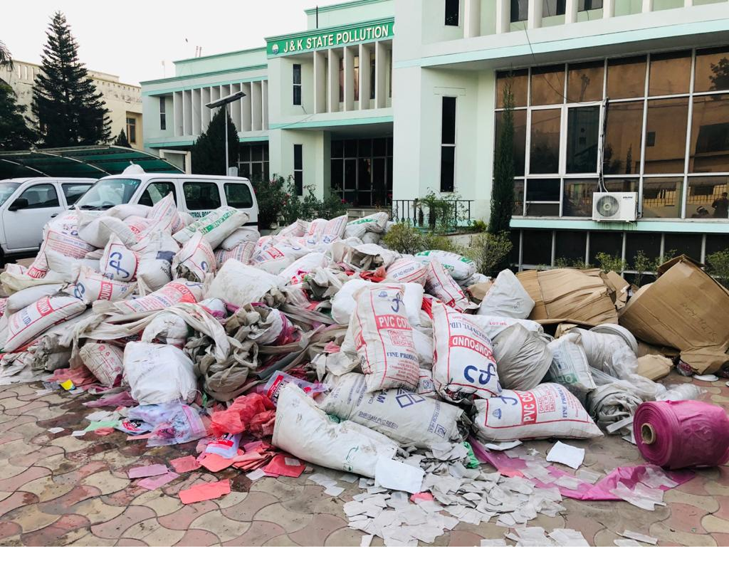 PCB Seizes 6 tone banned polythene carry bags